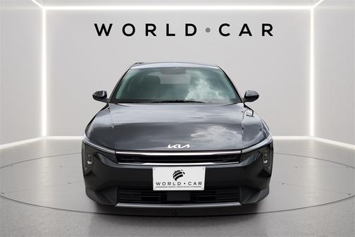 2025 Kia K4 EX w/ Wireless Charger, Remote Start,