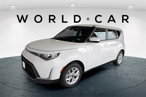 2024 Kia Soul LX w/ Tech Pkg, Lane Assist, Collision