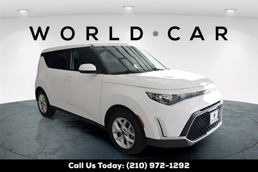 2024 Kia Soul LX w/ Tech Pkg, Lane Assist, Collision