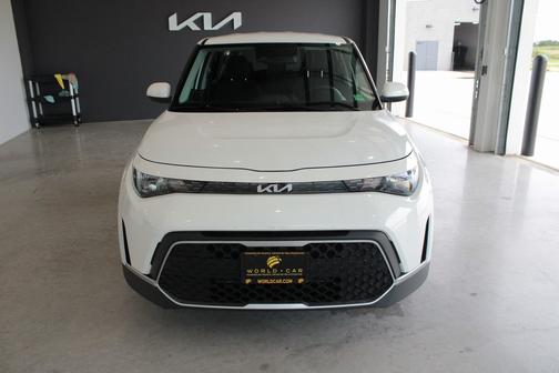 2024 Kia Soul LX w/ Tech Pkg, Lane Assist, Collision