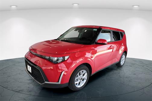 2024 Kia Soul LX w/ Tech Pkg, Lane Assist, Keyless