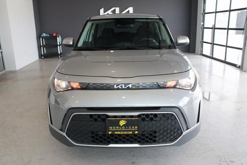 2024 Kia Soul LX w/ Tech Pkg, Lane Assist, Collision