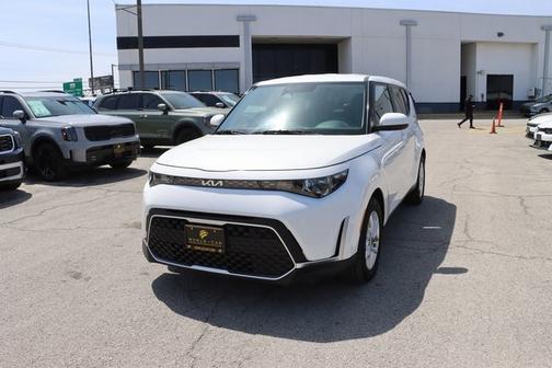 2023 Kia Soul LX w/ Tech Pkg, Rear Camera, Keyless