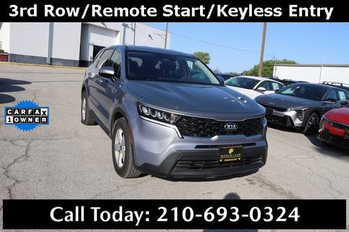 2021 Kia Sorento LX w/ 3rd Row, Remote Start, Keyless