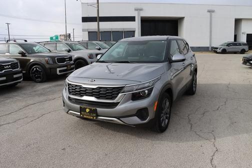 2021 Kia Seltos LX w/ Remote Start, Keyless Entry,