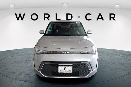 2024 Kia Soul LX w/ Tech Pkg, Keyless Entry,