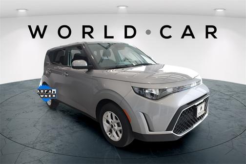 2024 Kia Soul LX w/ Tech Pkg, Keyless Entry,