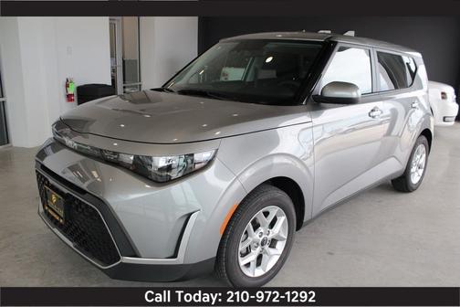 2024 Kia Soul LX w/ Tech Pkg, Keyless Entry,