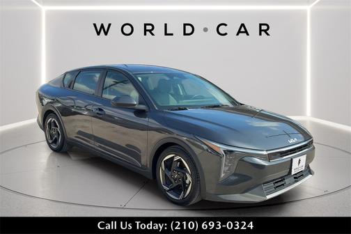 2025 Kia K4 EX w/ Keyless Entry, Remote Start,