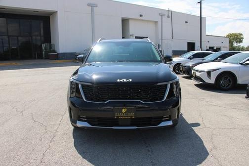 2024 Kia Sorento SX w/ SynTex, 3rd Row, Rea Captains