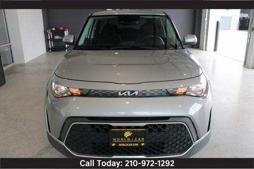 2024 Kia Soul LX w/ Tech Pkg, Lane Assist, Collision