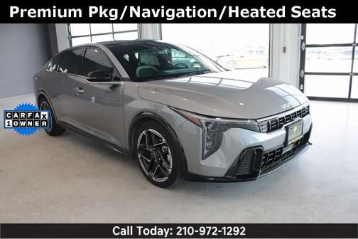 2025 Kia K4 GT-Line w/ Premium Pkg, Sunroof Pkg,