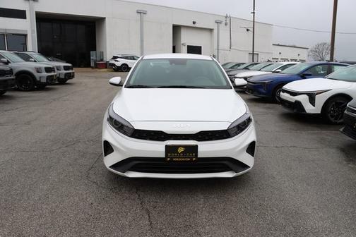 2023 Kia Forte LXS w/ Rear Camera, Bluetooth,