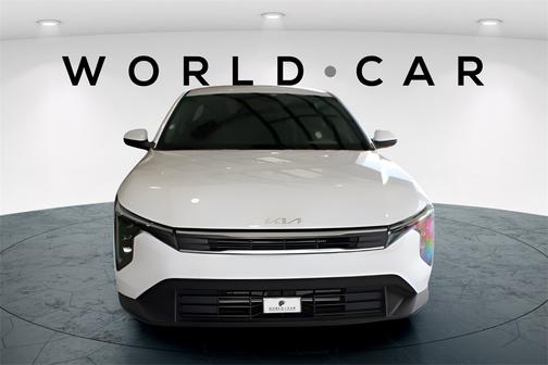 2025 Kia K4 LX w/ Remote Start, Heated Mirrors,