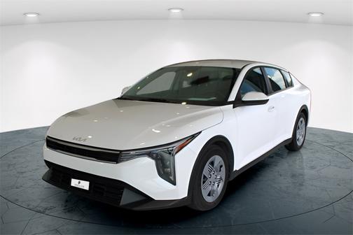 2025 Kia K4 LX w/ Remote Start, Heated Mirrors,