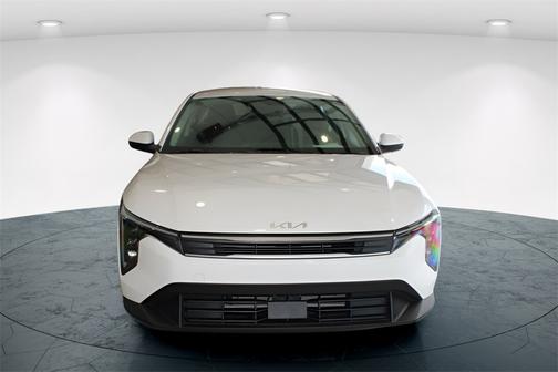 2025 Kia K4 LX w/ Remote Start, Heated Mirrors,