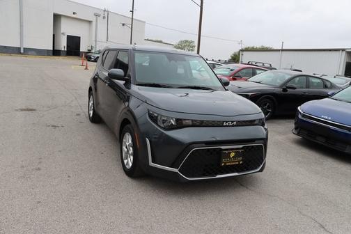 2023 Kia Soul LX w/ Tech Pkg, Rear Camera, Keyless