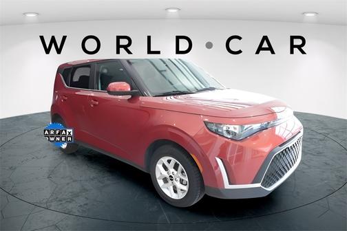 2024 Kia Soul LX w/ Tech Pkg, Lane Assist, Keyless