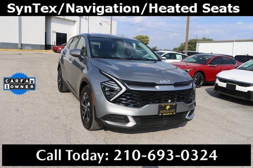 2024 Kia Sportage EX w/ SynTex, Navigation, Heated