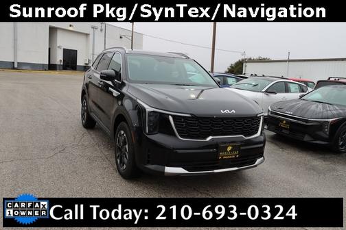 2024 Kia Sorento S w/ Sunroof Pkg, SynTex, Navigation,