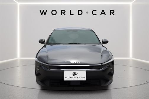 2025 Kia K4 LXS w/ Lane Assist, Heated Mirrors,