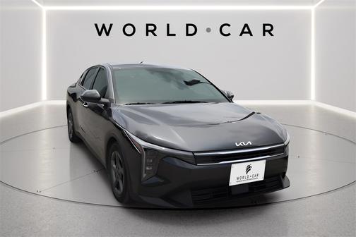 2025 Kia K4 LXS w/ Lane Assist, Heated Mirrors,