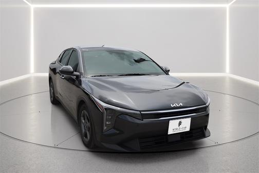 2025 Kia K4 LXS w/ Lane Assist, Heated Mirrors,
