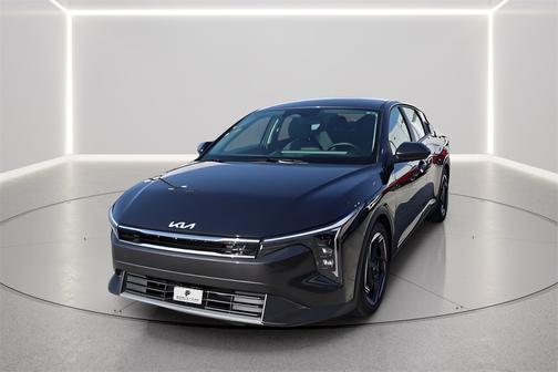 2025 Kia K4 EX w/ Wireless Charger, Remote Start,