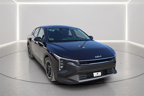 2025 Kia K4 EX w/ Wireless Charger, Remote Start,