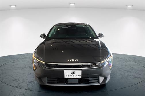 2025 Kia K4 EX w/ Remote Start, Wireless Charger,