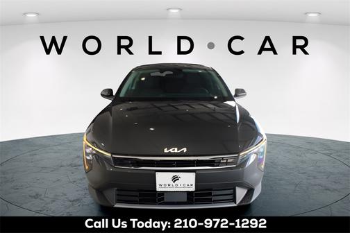 2025 Kia K4 EX w/ Remote Start, Wireless Charger,