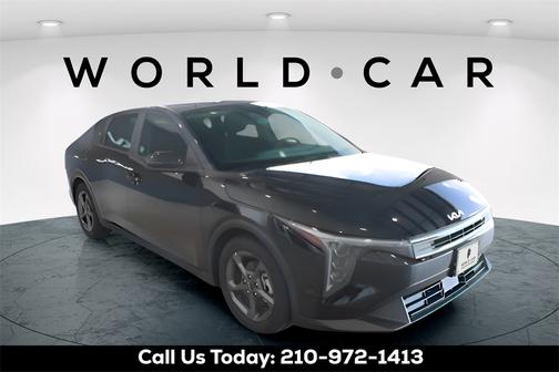 2025 Kia K4 LXS w/ Remote Start, Heated Mirrors,