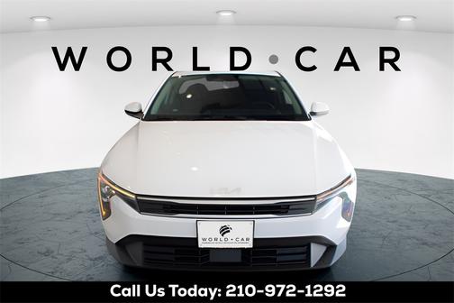 2025 Kia K4 LXS w/ Remote Start, Heated Mirrors,