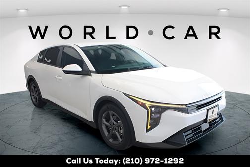 2025 Kia K4 LXS w/ Remote Start, Heated Mirrors,