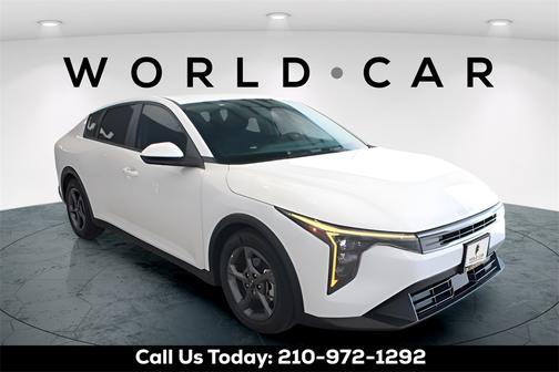 2025 Kia K4 LXS w/ Remote Start, Heated Mirrors,