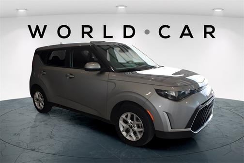 2024 Kia Soul LX w/ Tech Pkg, Keyless Entry,