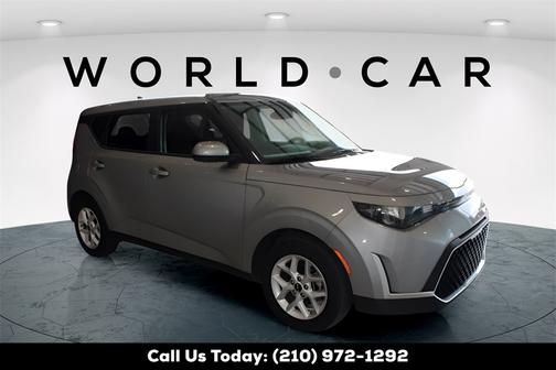 2024 Kia Soul LX w/ Tech Pkg, Keyless Entry,