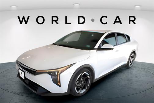 2025 Kia K4 EX w/ Remote Start, Wireless Charger,