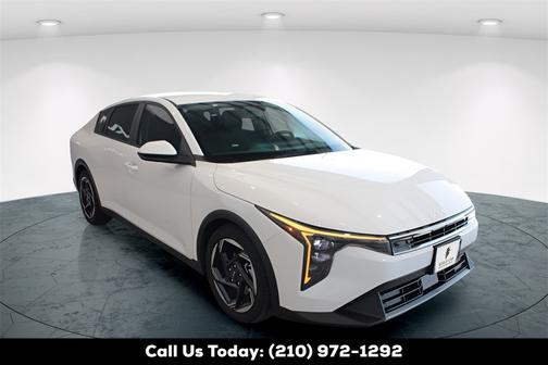 2025 Kia K4 EX w/ Remote Start, Wireless Charger,