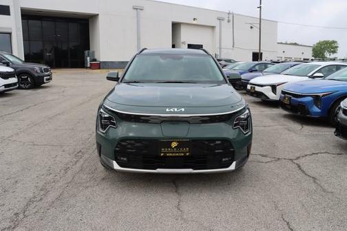 2024 Kia Niro EV Wave w/ SynTex, Navigation, Sunroof,