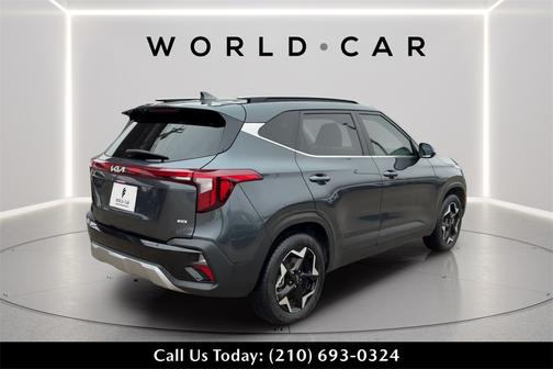 2025 Kia Seltos EX w/ SynTex, Navigation, Power