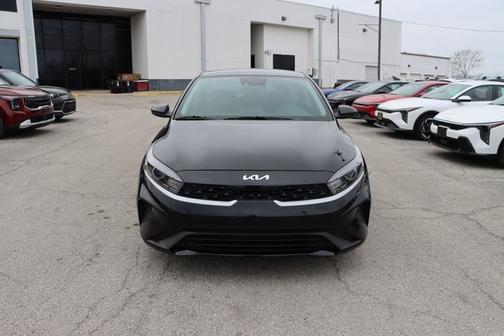 2024 Kia Forte LXS w/ Rear Camera, Keyless Entry,