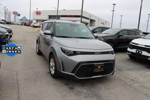2023 Kia Soul LX w/ Tech Pkg, Keyless Entry,
