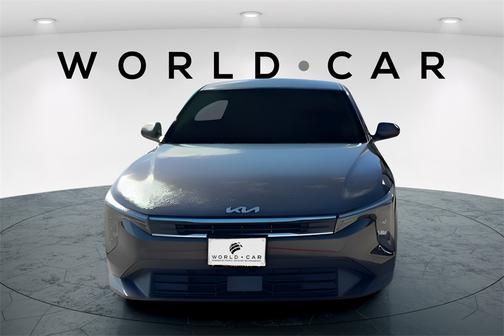 2025 Kia K4 LXS w/ Remote Start, Heated Mirrors,