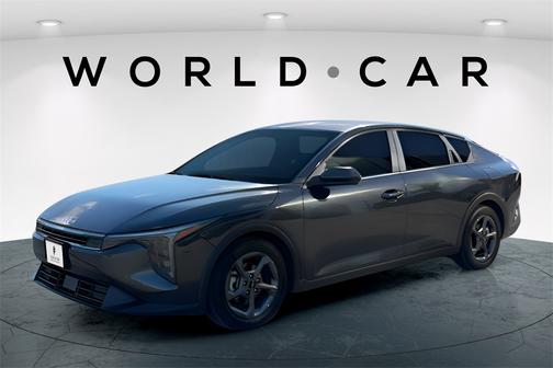 2025 Kia K4 LXS w/ Remote Start, Heated Mirrors,