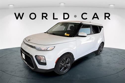 2021 Kia Soul S w/ Wheel Pkg, Keyless Entry, Lane