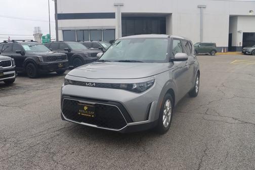 2024 Kia Soul LX w/ Tech Pkg, Lane Assist, Collision