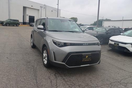 2024 Kia Soul LX w/ Tech Pkg, Lane Assist, Collision