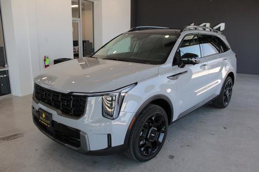 2024 Kia Sorento X-Line SX w/ SynTex, 3rd Row, Rear