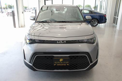 2024 Kia Soul LX w/ Tech Pkg, Keyless Entry,